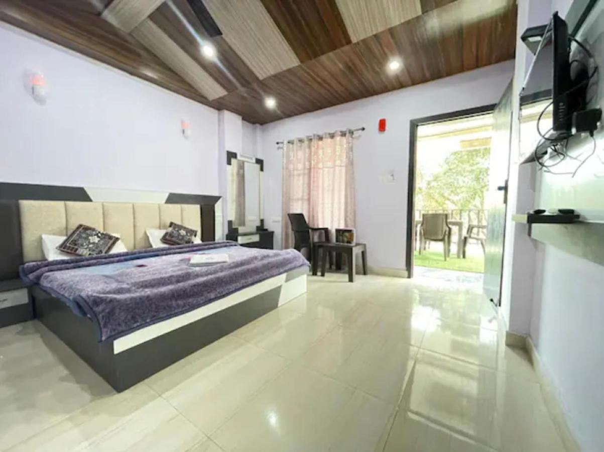 Oak Wood Homestay Banikhet دالهوزي المظهر الخارجي الصورة
