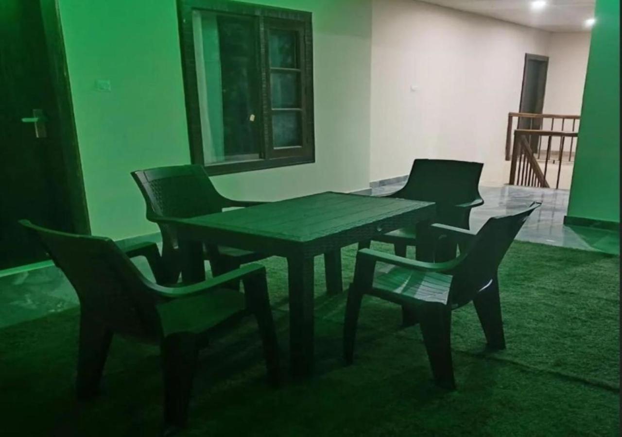 Oak Wood Homestay Banikhet دالهوزي المظهر الخارجي الصورة